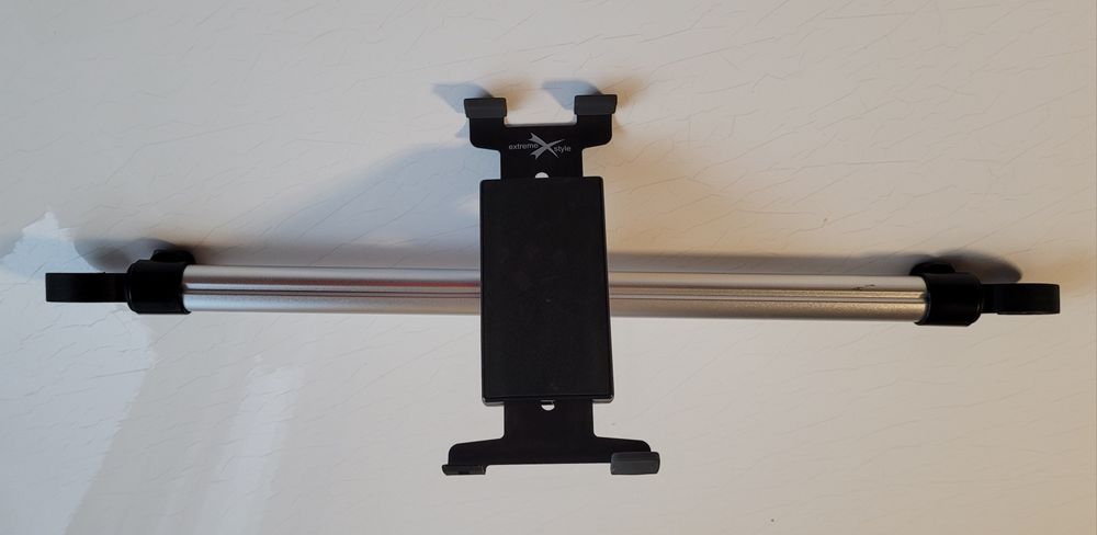 Uchwyt samochodowy na tablet między zagłówki regulowany