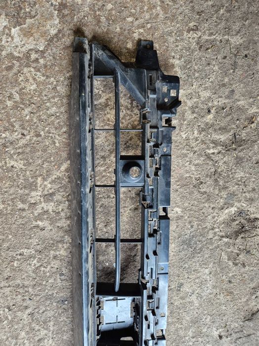 Kratka środkowa dolna zderzaka przód AUDI Q3 II S-Line ORYGINAŁ