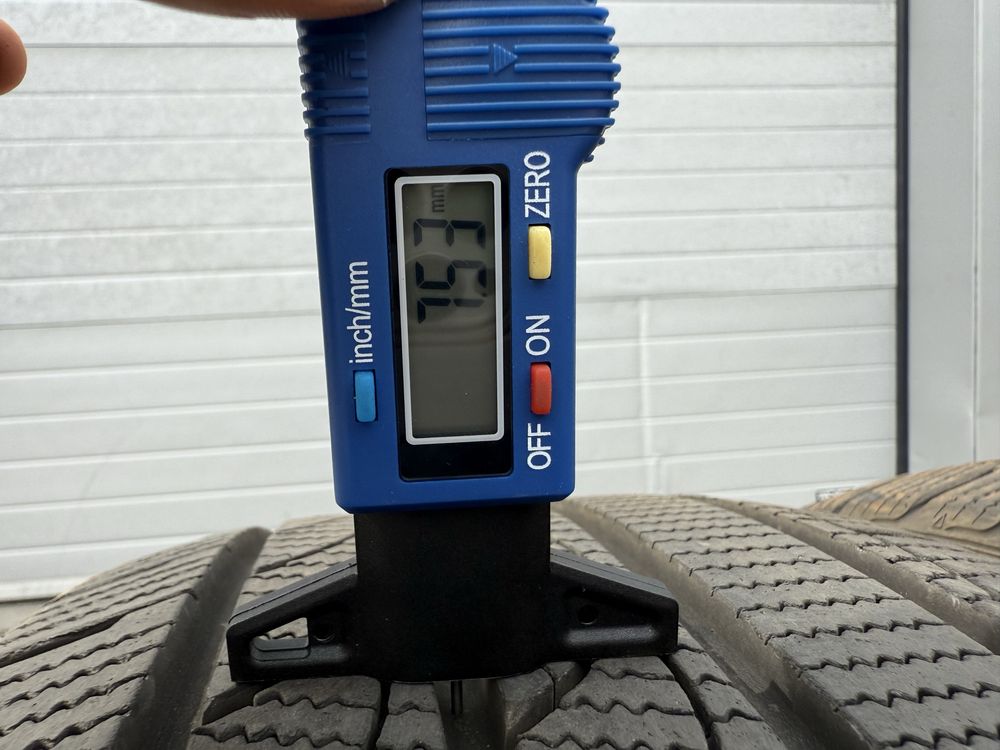 Opony zimowe Tracmax Ice-Plus S210 - 245/40/19