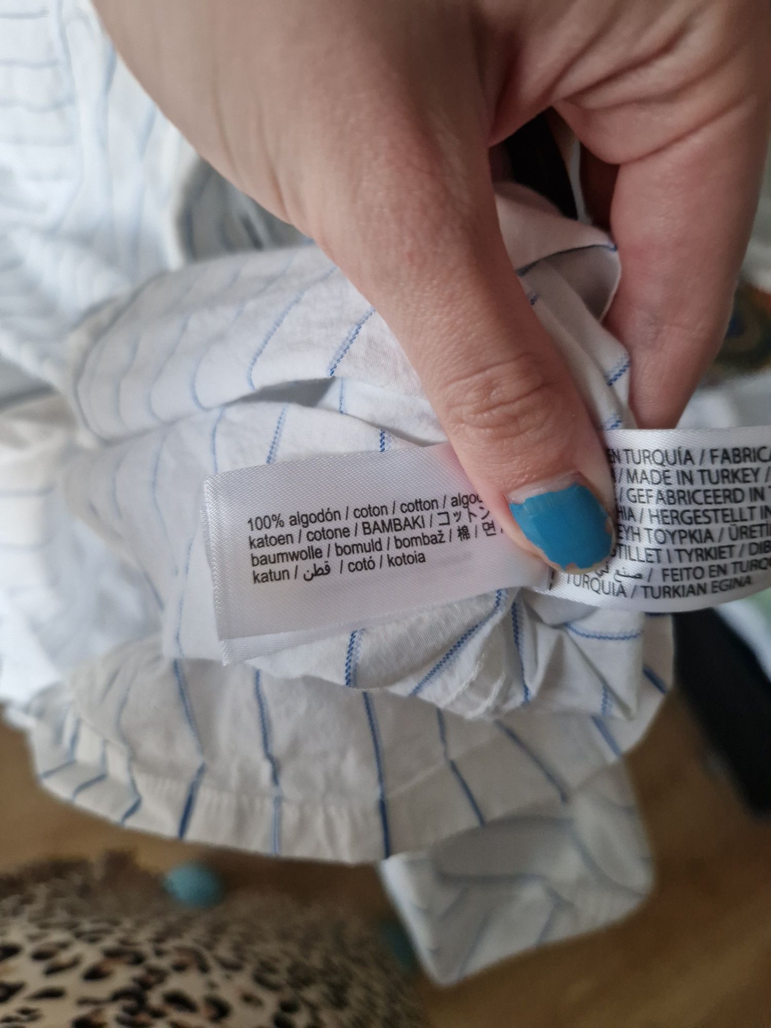 Krótka oversize koszula w paski, bershka, bawełniana, biała, niebieska