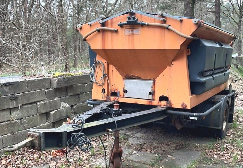 Piaskarka schmidt stratos 3,5m3 tasmowa ciagana