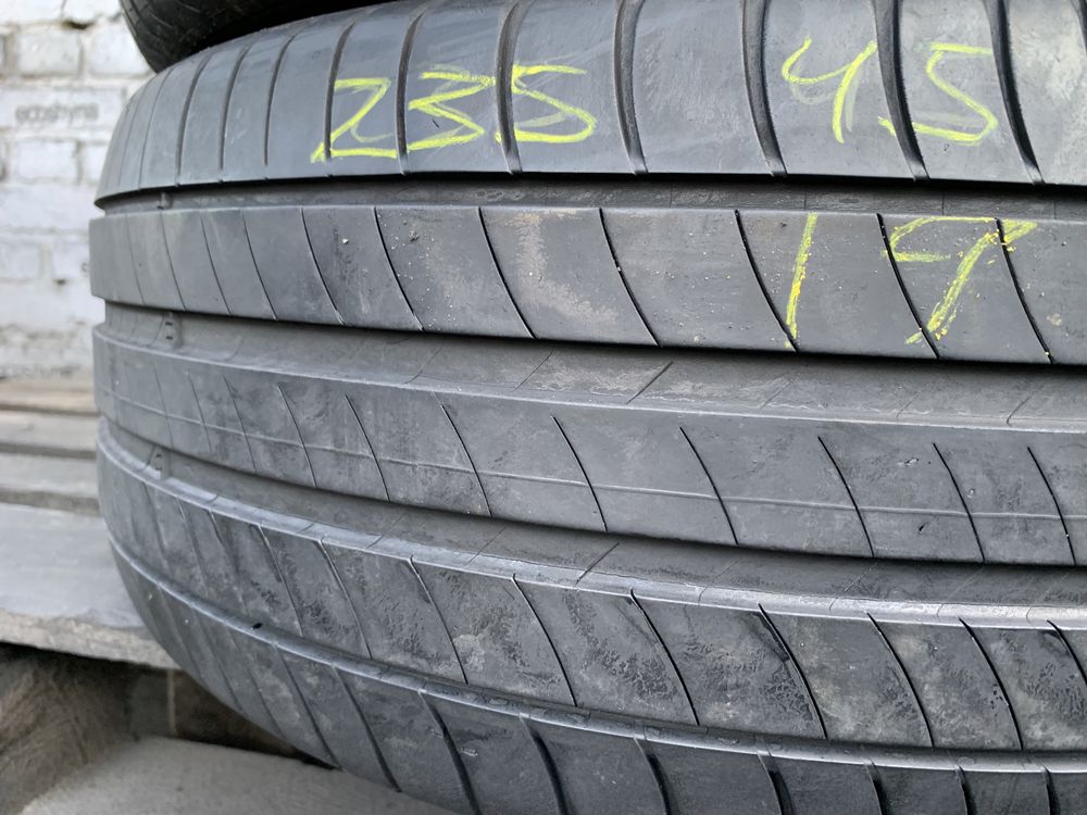 Літні шини 235/45 R17 Michelin Primacy3/2шт/2021рік/90%