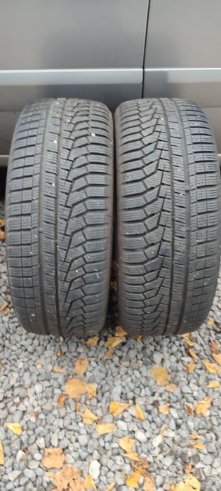 Opona zimowa 225/55/17 Hankook Winter evo 2 para 2021 r