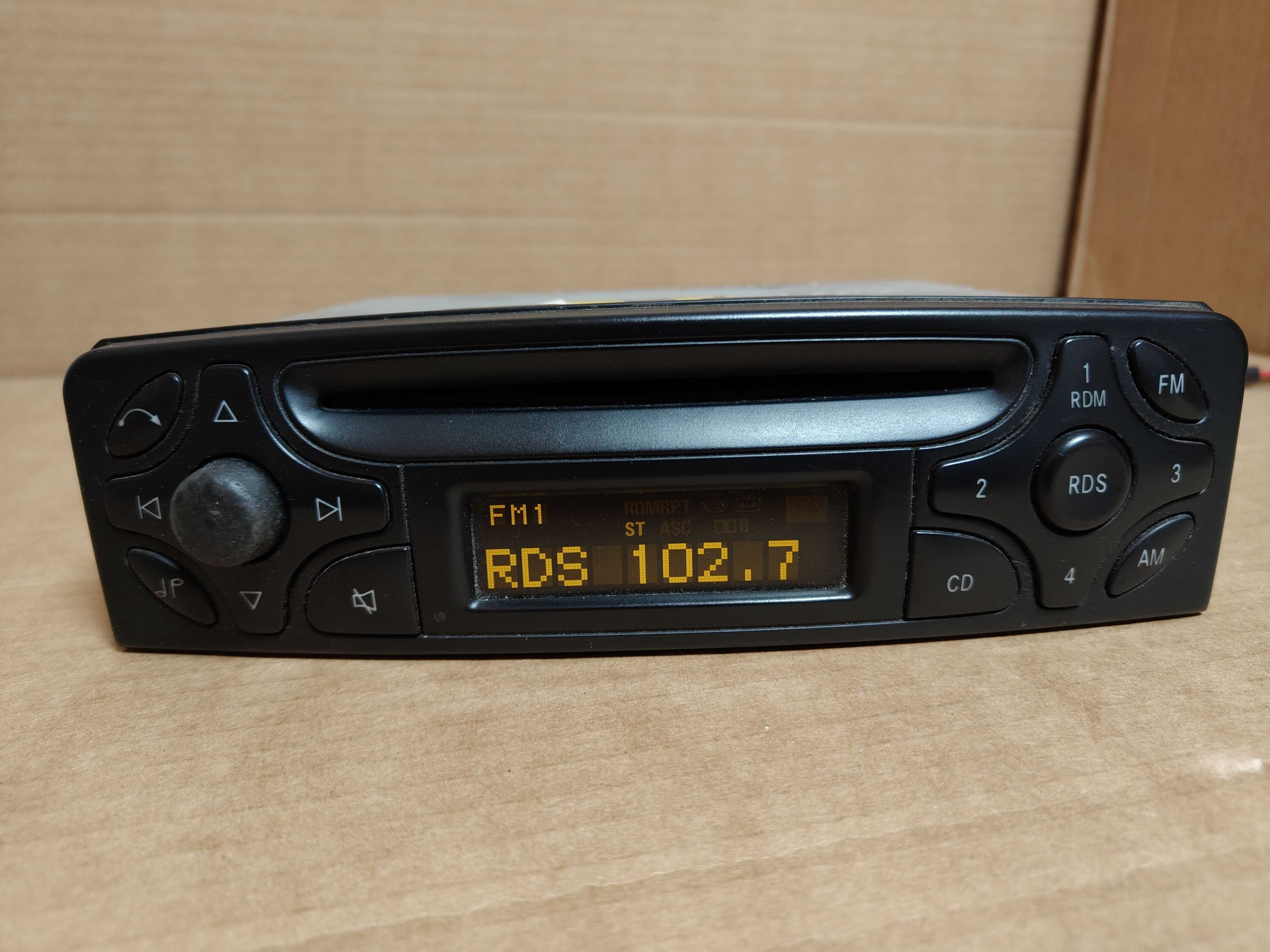 Radio CD Mercedes VITO VIANO C KLASA w639 w203 becker audio 10