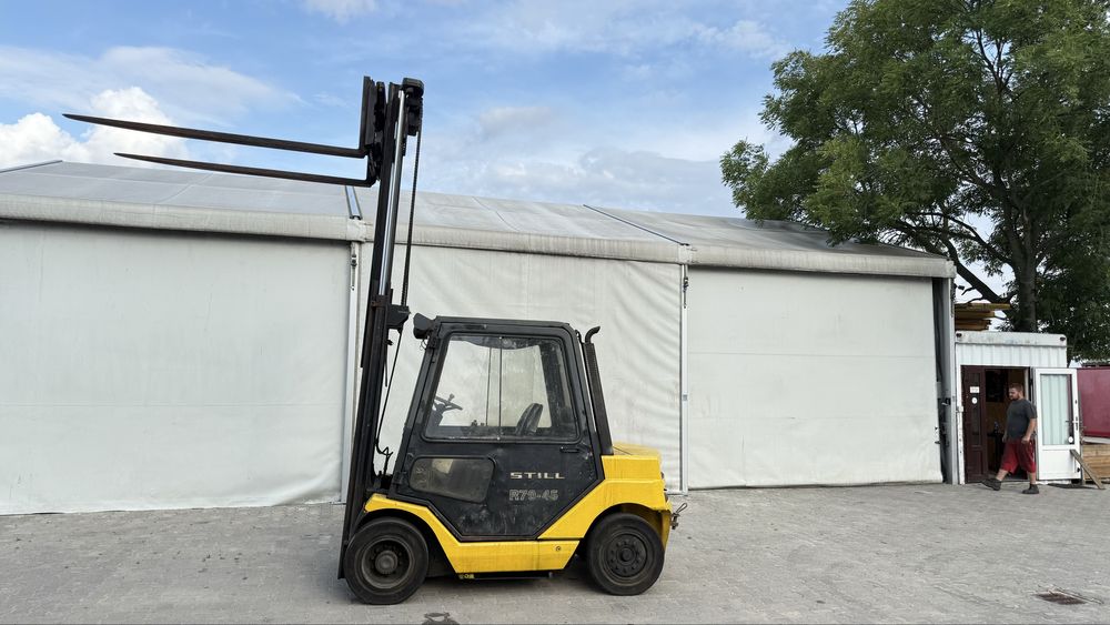 Wozek Widlowy 4,5t