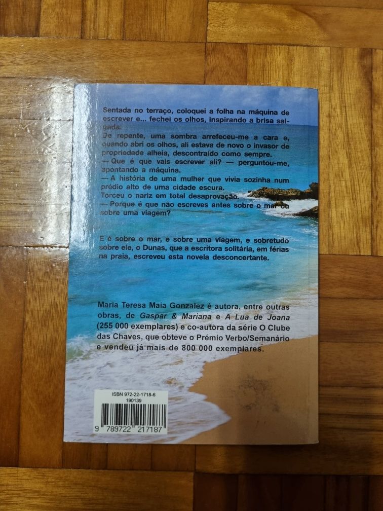 Livro "O guarda da praia"