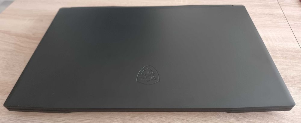 MSI Katana GF76 12UE-691PL, 17cali,  i7 12gen., 32GB, RTX 3060, 1,5TB