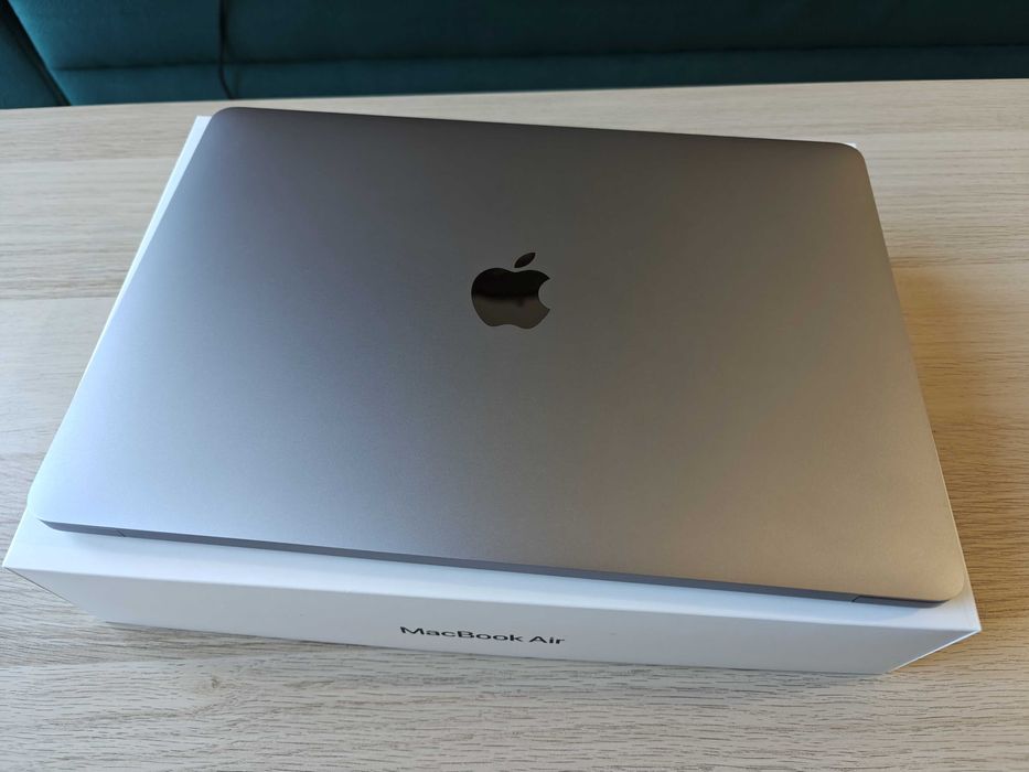 Apple MacBook Air M1/8GB/256/Mac OS Space Gray