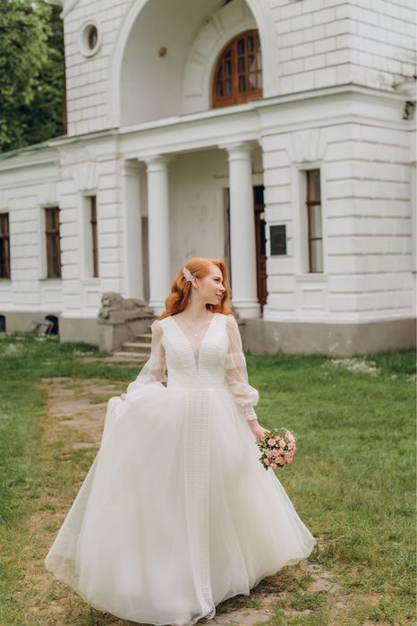 Весільна сукня