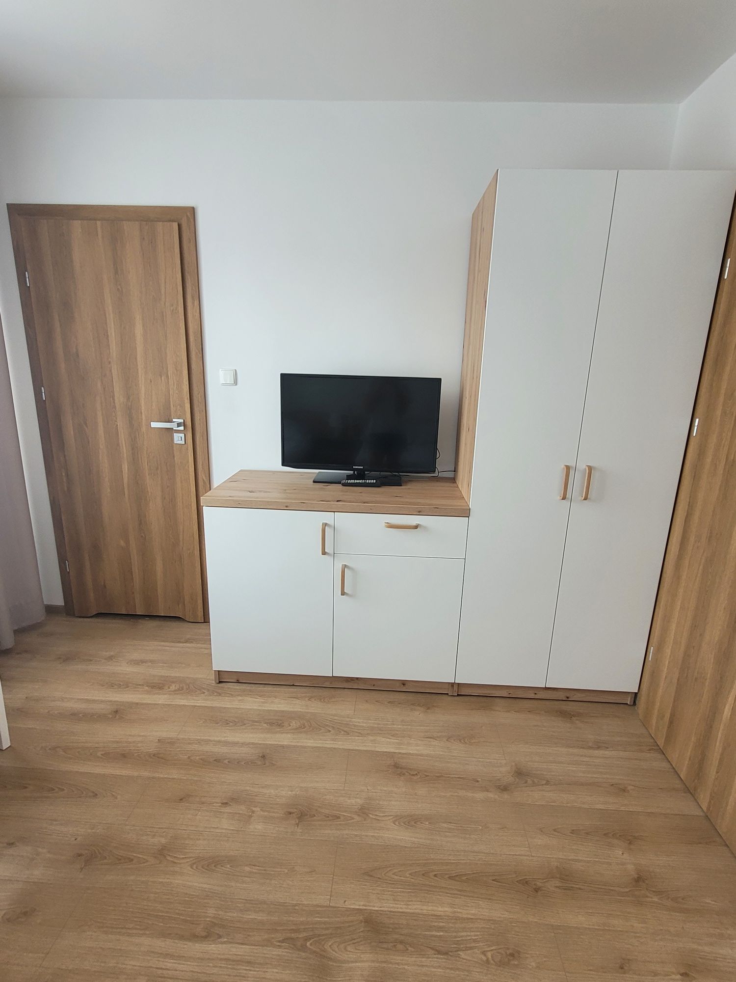 WOLNY POKÓJ 4 os od 10.08 Jastarnia