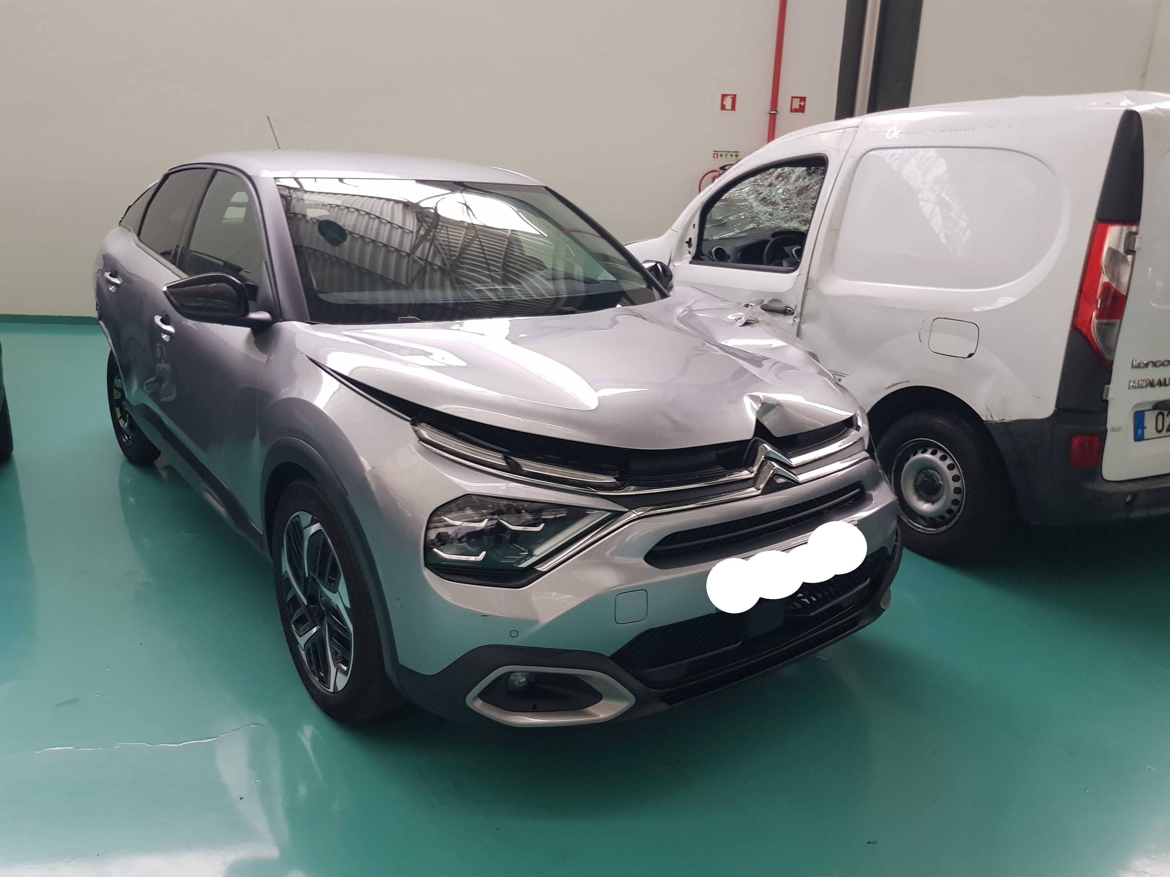 Citroën C4 1.2 PureTech Shine 2022