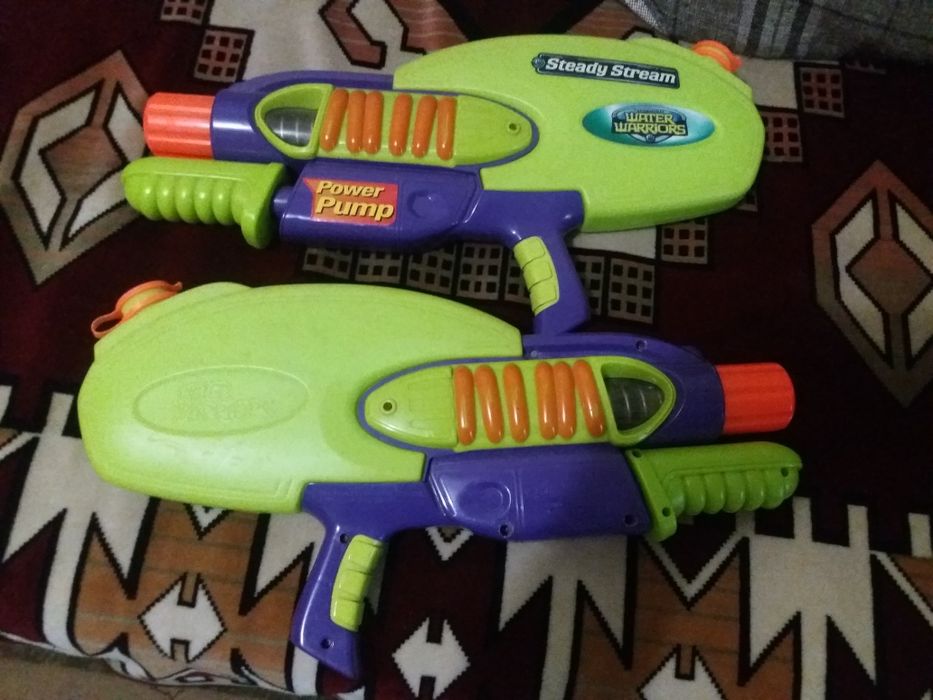 Пістолети на воду