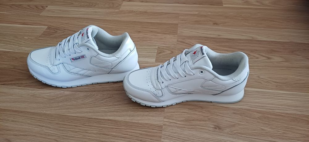 Кросівки жіночі  Reebok