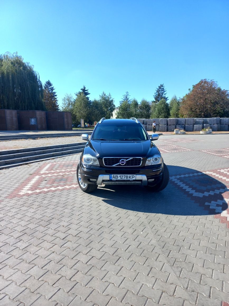 Продам сімейне авто Volvo XC90