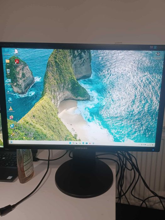 Monitory Samsung SyncMaster 2443