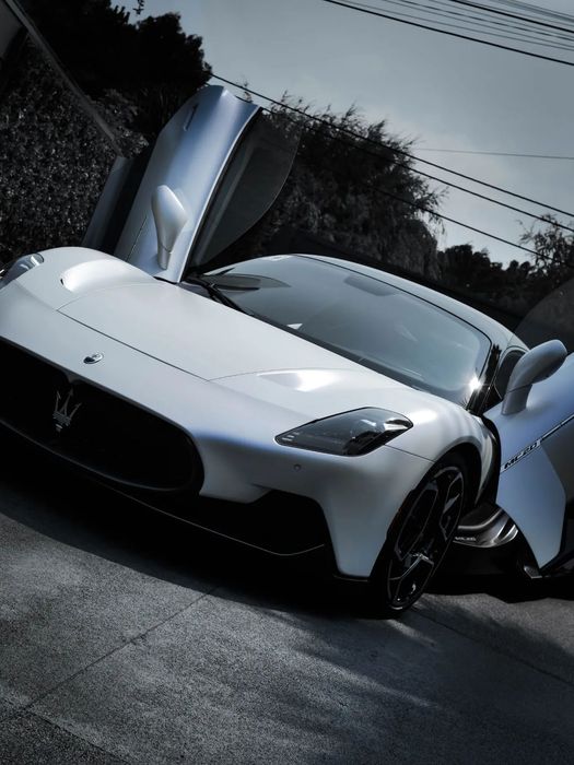 Maserati MC20