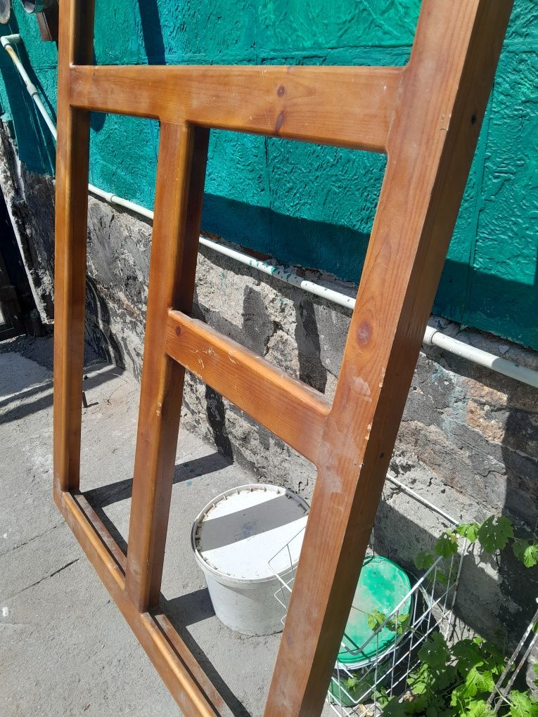 Новое деревянное окно