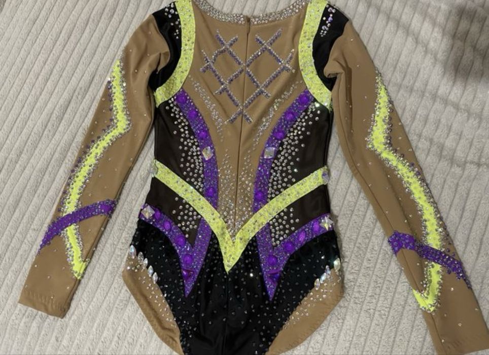 Костюм для повітряноі гімнастики виступів (купальник + лосини)