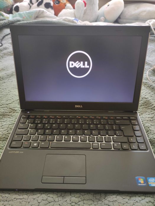 Laptop DELL Latitude 3330 i3 / 6 GB RAM / 128 GB SSD / Windows 10