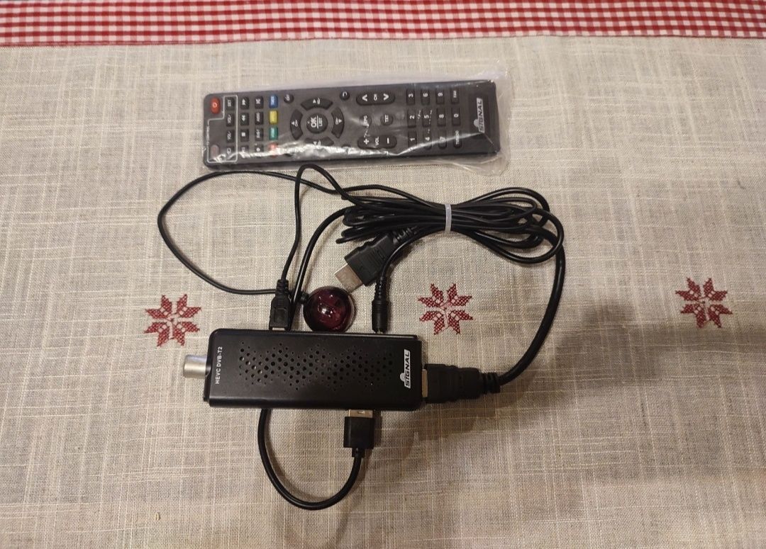 2X Dekoder Signal Mini DVB-T2 HEVC HDMI-CEC