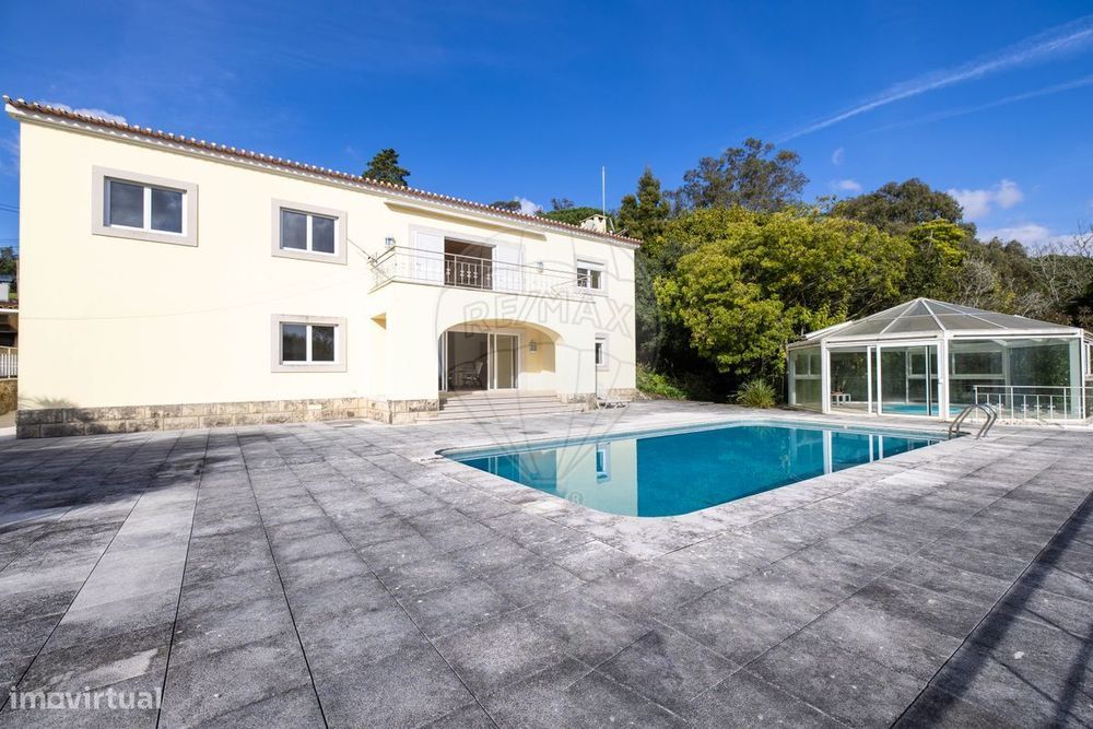 Moradia T9 para venda