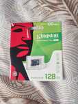 Продам якісну карту пам'яті Kingston на 128гб.
