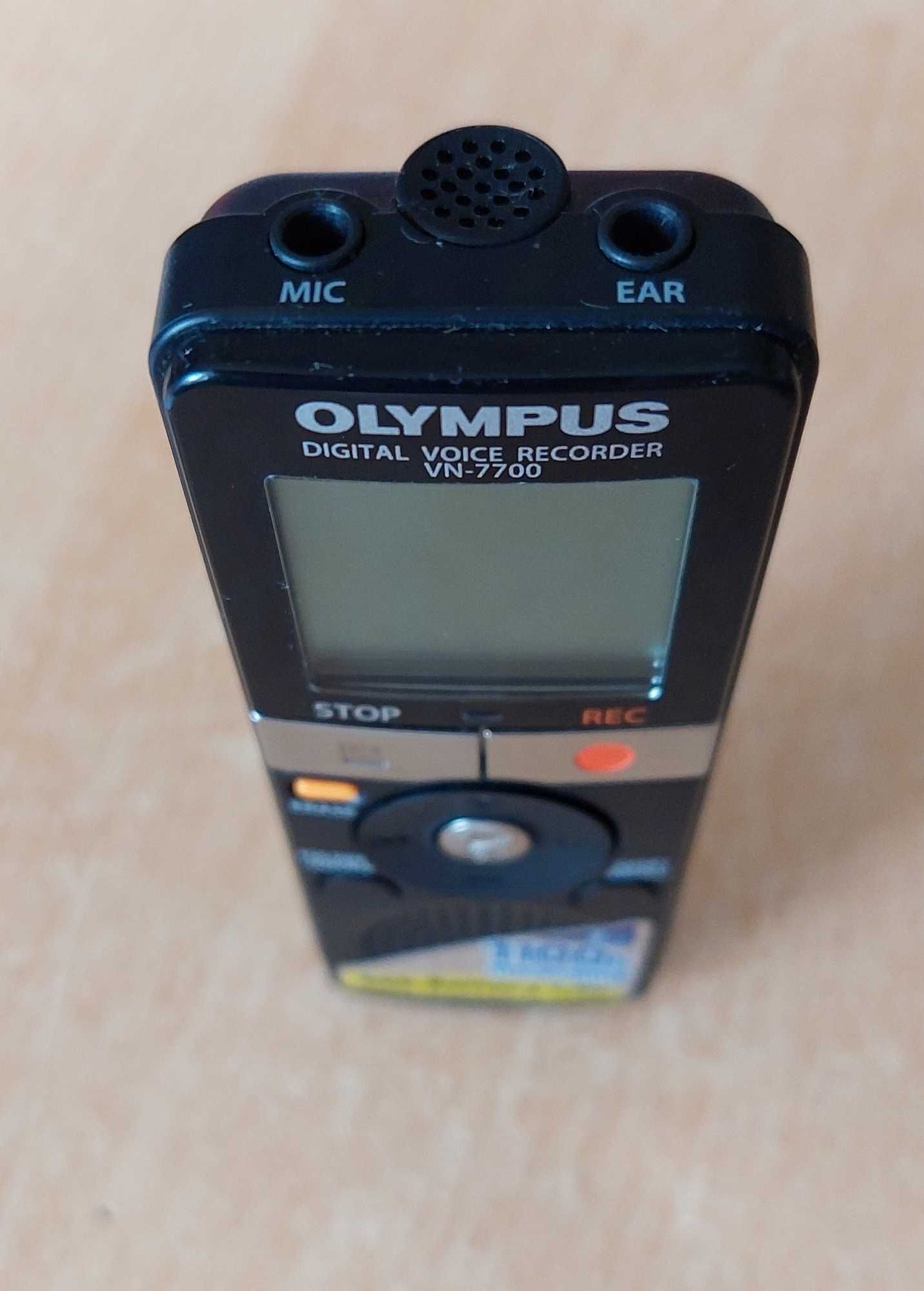 Dyktafon cyfrowy Olympus VN-7700