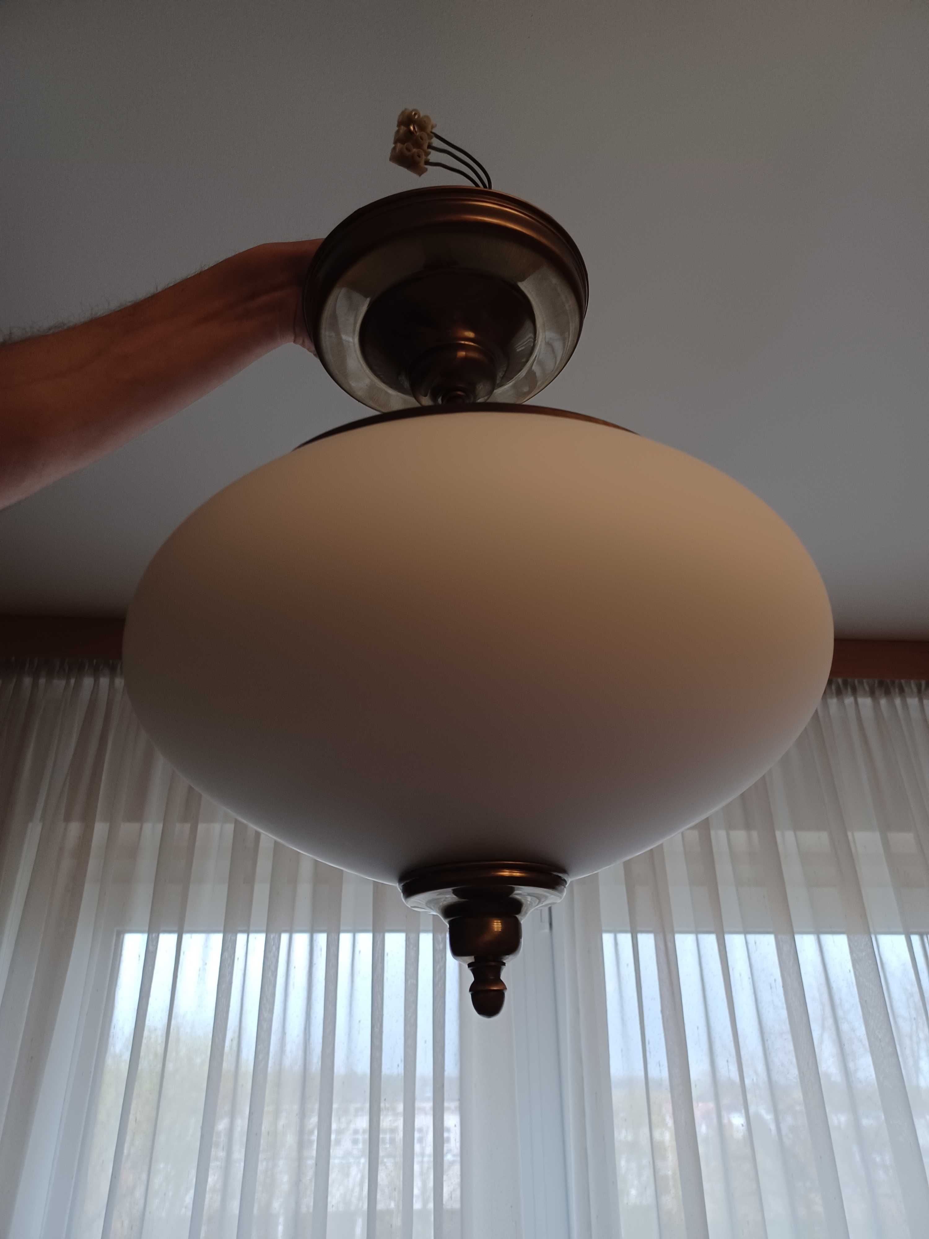 Lampa wisząca szklany klosz