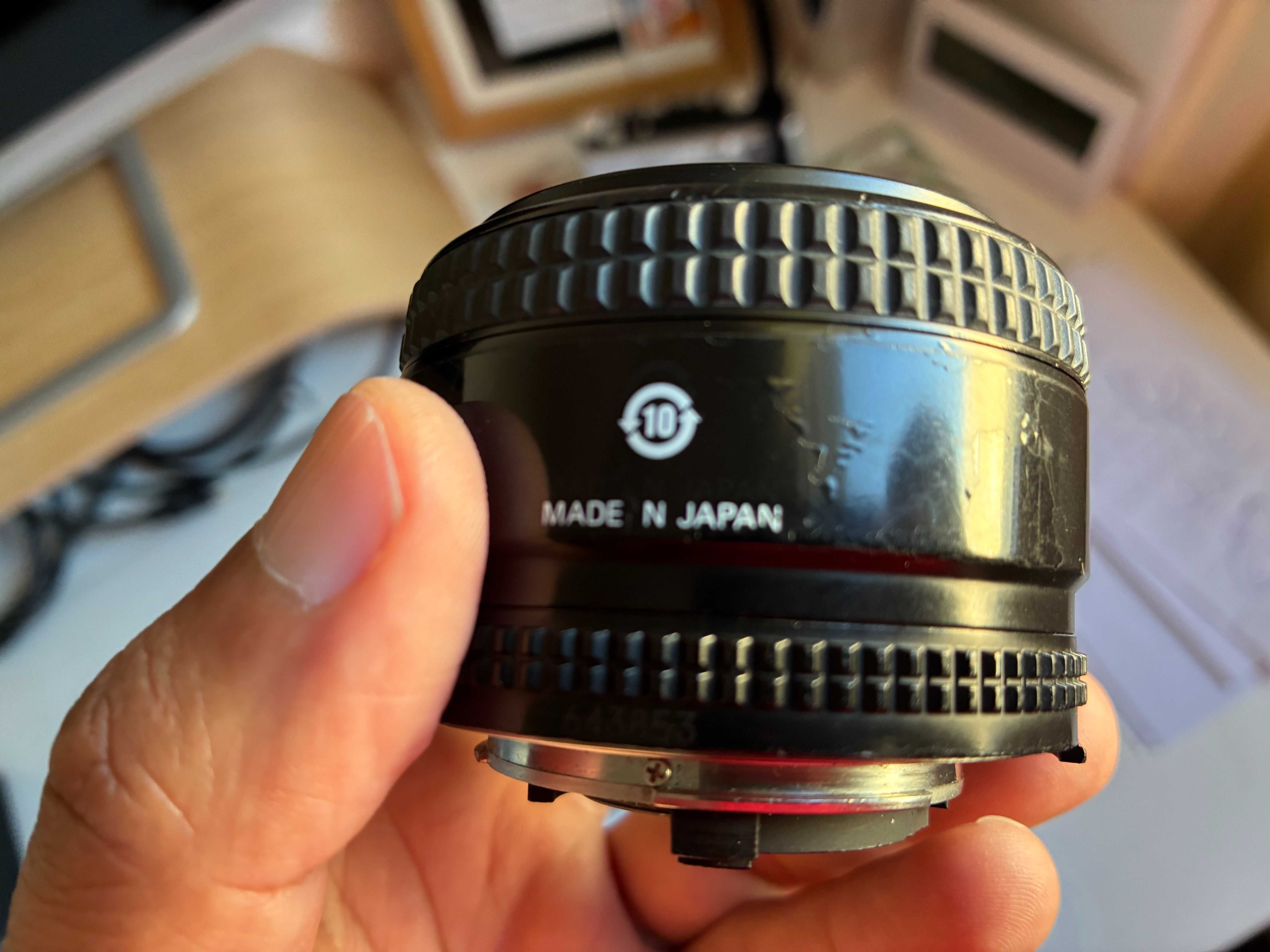 Objetiva Nikon AF Nikkor 35mm f2 D