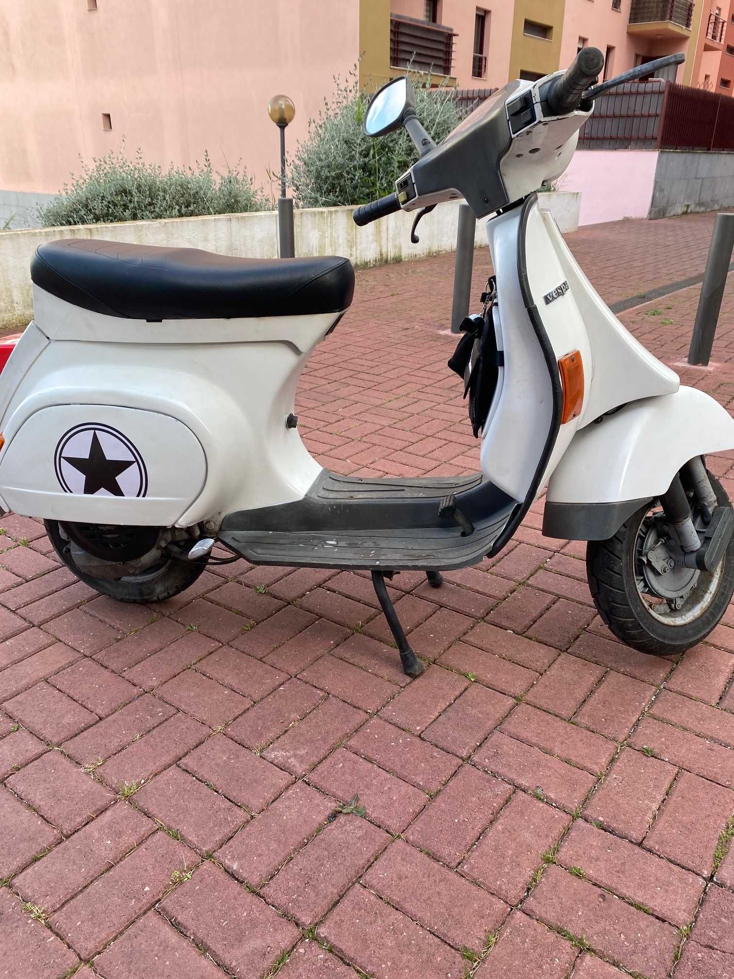 Vespa PK 50 FL2 clássica de 1991 em bom estado