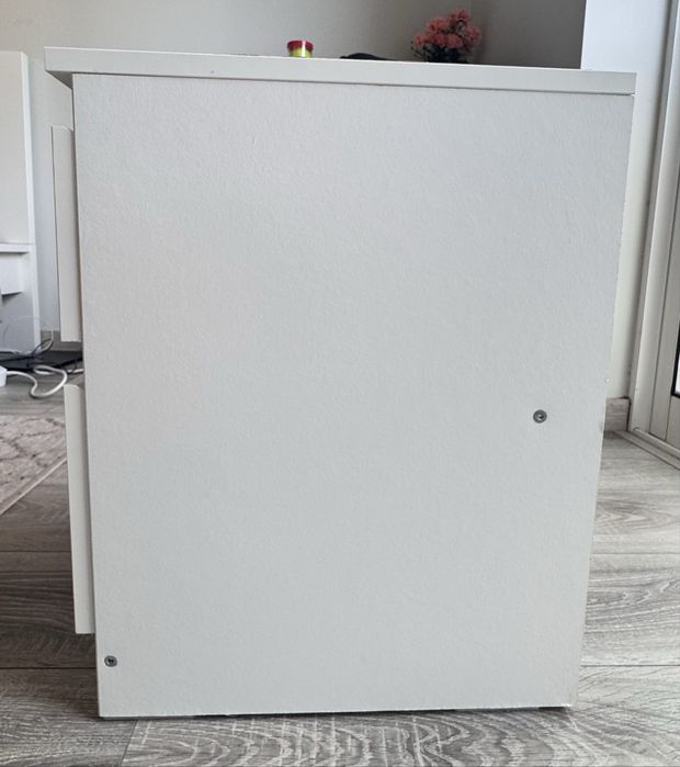 Mesinha de cabeceira