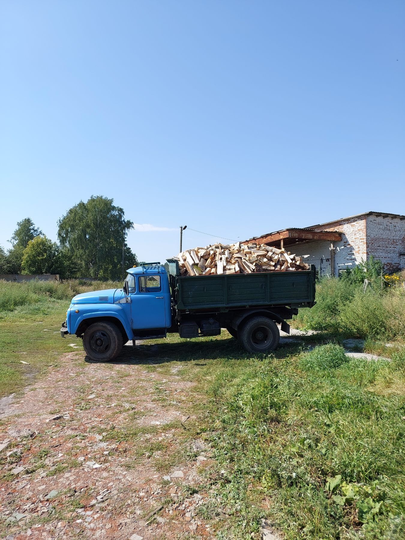 Дрова колоті різних порід. Дуб, акація, береза, вільха, сосна.