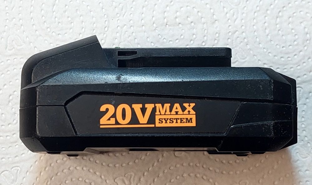 Wiertarko-wkrętarka NITEO systemu 20V MAX