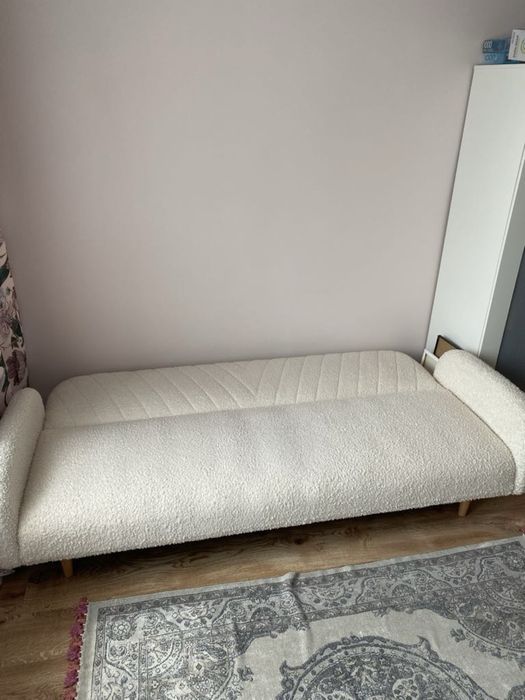 Kanapa boucle baranek z funkcją spania