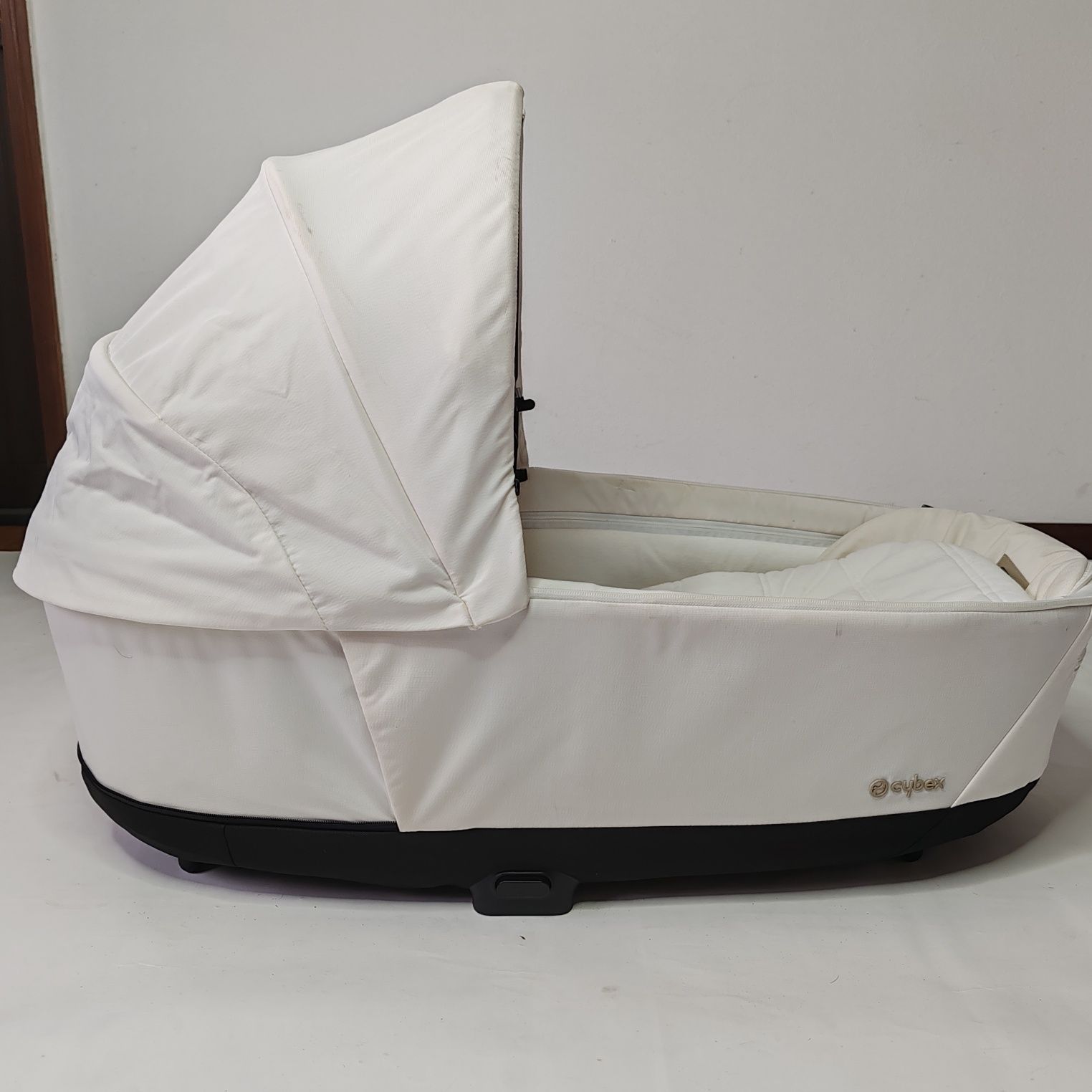 Alcofa e ovo para carrinho cybex