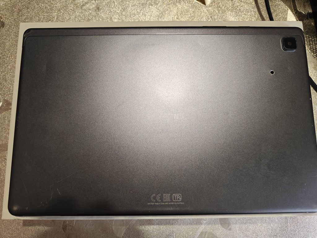 Продам планшет Samsung SM-T505 LTE