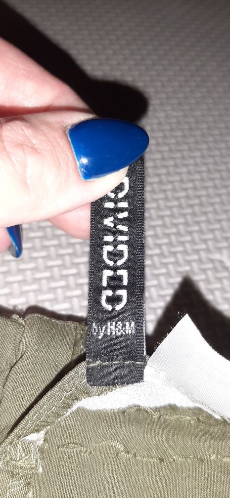 Dopasowana sukienka H&M mini