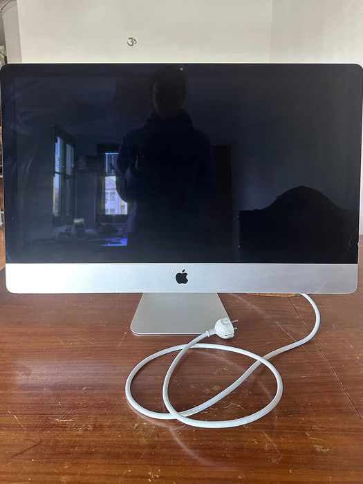 iMac 27” (A2115) – Para peças ou reparação
