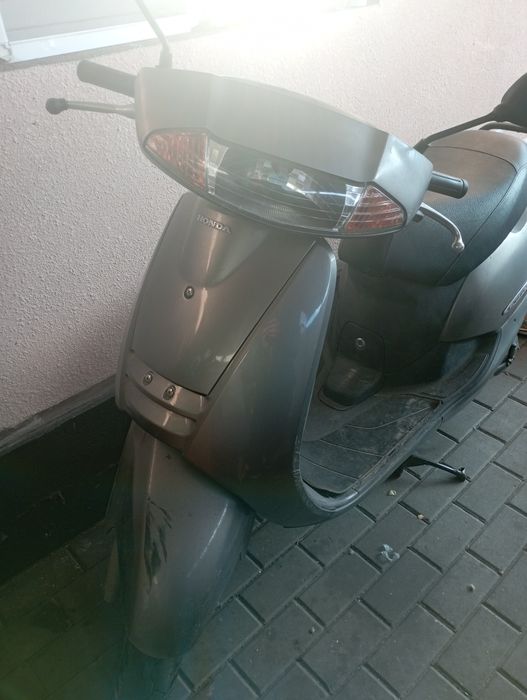 Продам скутер Хонда