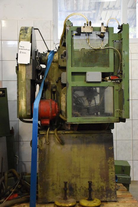 Prasa mimośrodowa Duderstädter Maschinenfabrik Typ 8/250- solidna