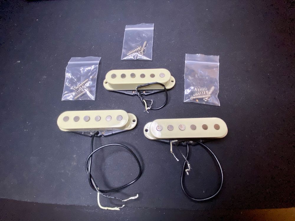 Pickups Squier Strat Standard Series – 3 Single Coils