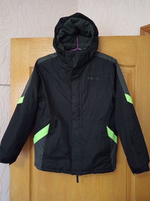 Зимова куртка лижка на хлопчика 11-12років 158см
