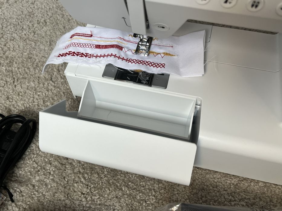 Maszyna do szycia Bernette sublime Chicago 5