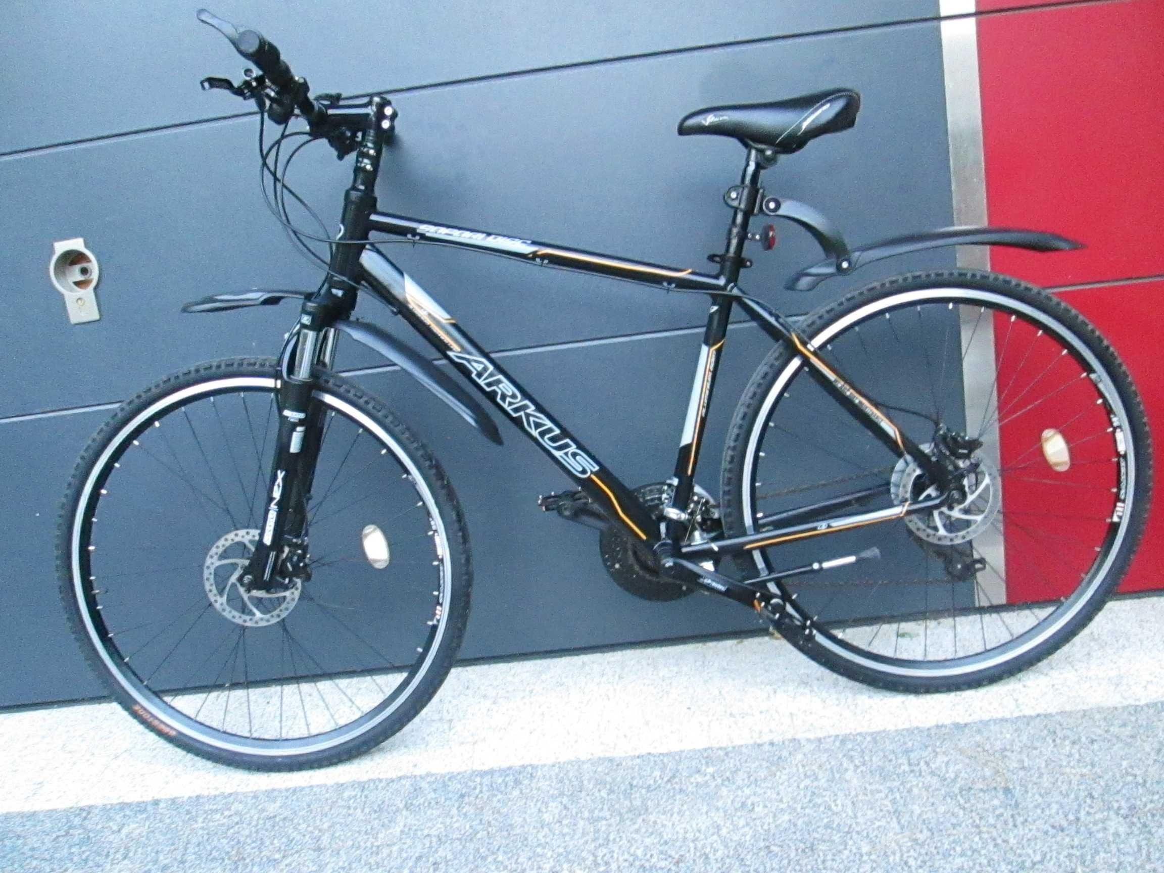Fajny rower krossowy ARKUS SAFARI DISC Shimano hydraulika 49 cm.