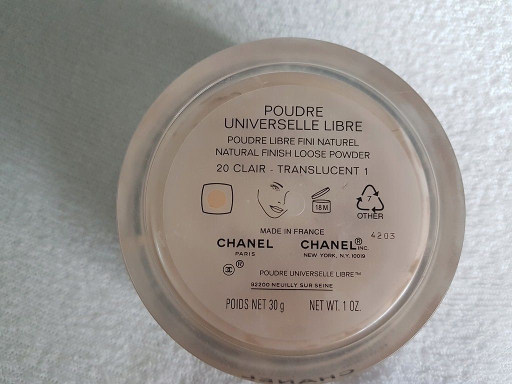 Chanel Poudre Universelle Libre puder kolor 20 Clair