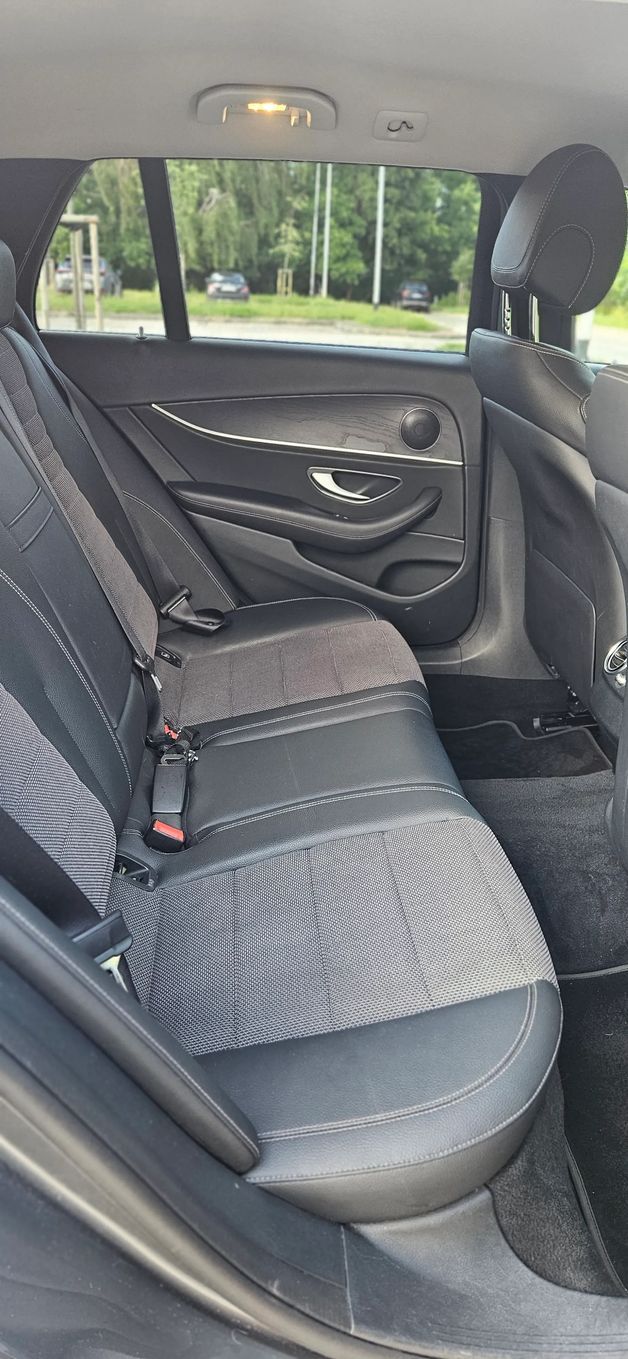 Mercedes-Benz Klasa E Mercedes E220d 4Matic 2018 r.