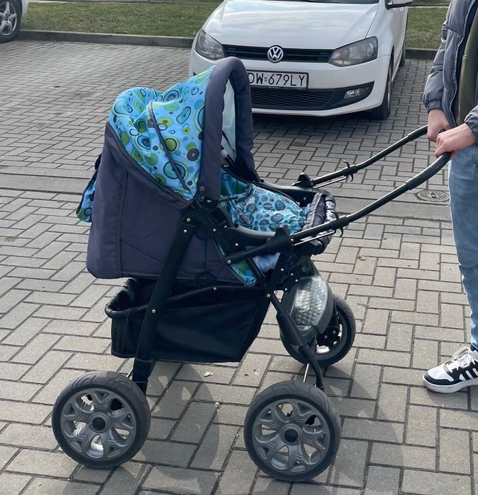 Wózek dziecięcy . Oddam za darmo. Samo wywóz