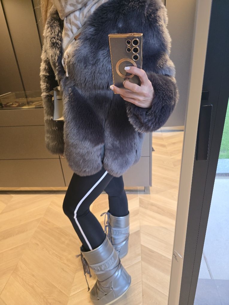 Piękny zimowy komplet szare antracyt futerko plus moon boot 38 M  36/
