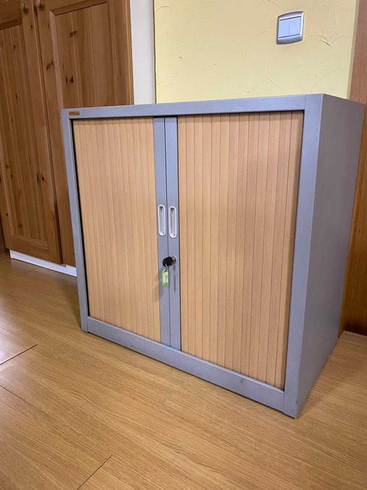 Armários de Escritório com Portas de Correr