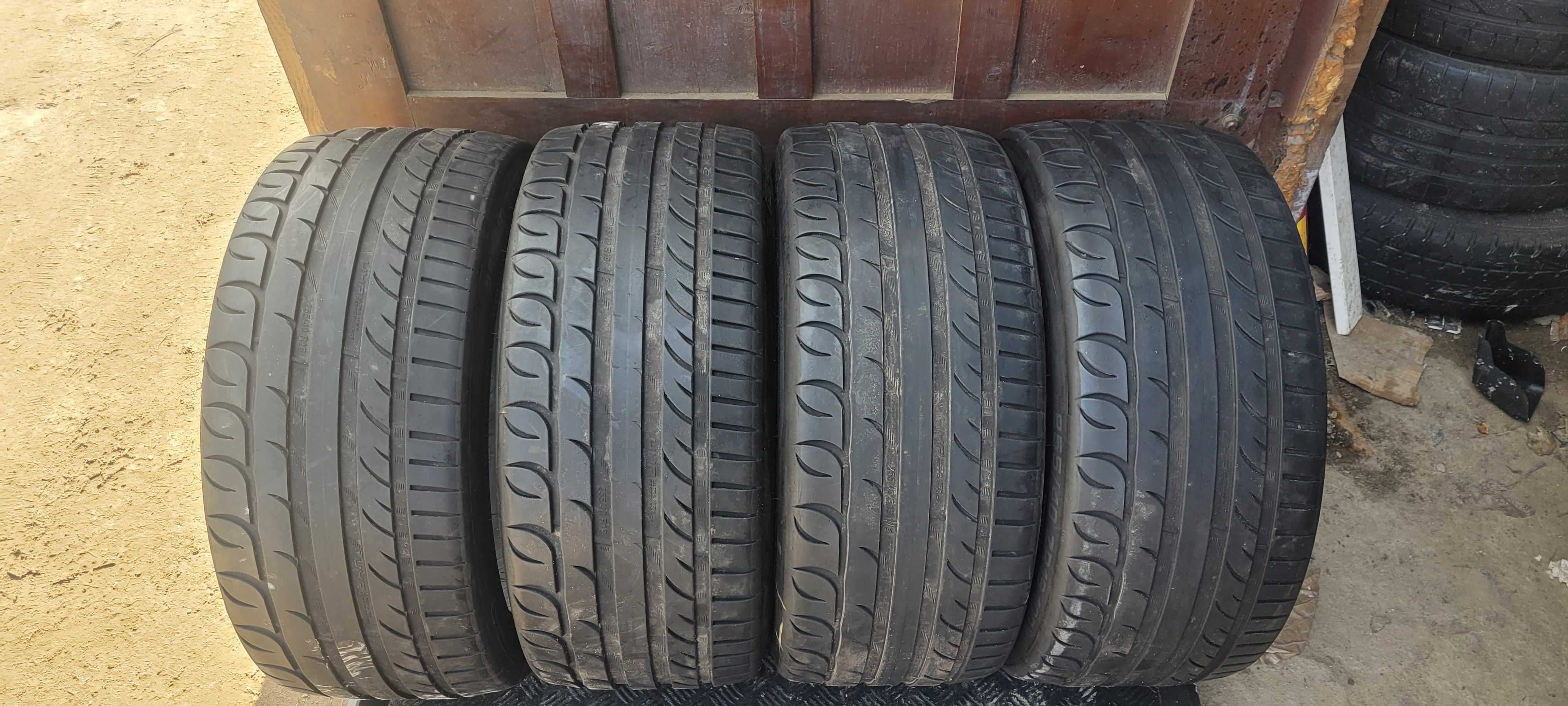 4x OPONY LATO 225/40R19 100Y KORMORAN 2022r 5/6mm